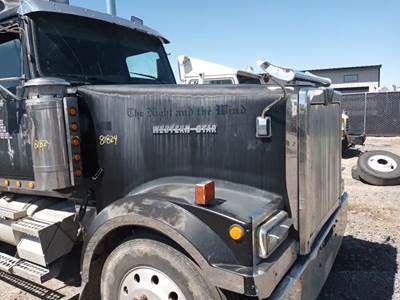 Western Star 4900E Hood