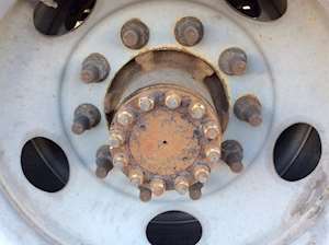 Good Used Rear Hub, Rotor Not Included 10 Hole Pilot Cast Iron