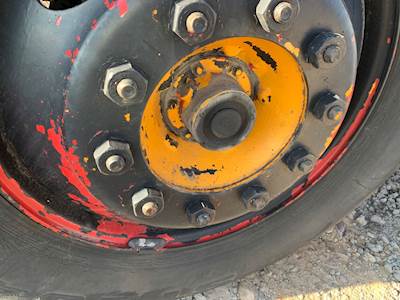 Stud Pilot / Budd Front Hub for a 1994 GMC C6000 Topkick