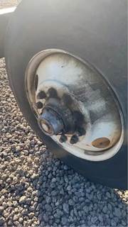 Stud Pilot / Budd Front Hub for a 1972 Kenworth W900A