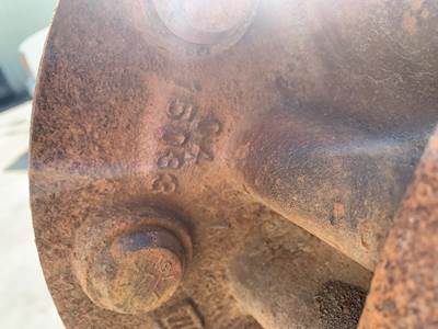 Stud Pilot / Budd Rear Hub