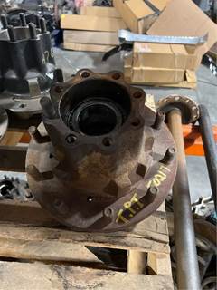 Stud Pilot / Budd Rear Hub for a 1995 International 8100