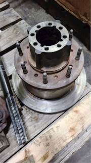 Good Use Hub Assembly 2015 3500 GM Dually.   2011-18 Dual Wheel Gm/Chevrolet