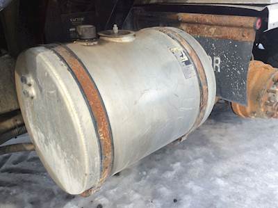 International 7600 Hydraulic Tank