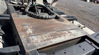 Peterbilt 389 Hydraulic Tank