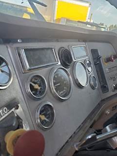 Ford LN8000 Instrument Panel Cluster