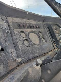 Ford LNT8000 Instrument Panel Cluster