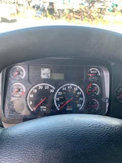Freightliner Cascadia 125 Instrument Panel Cluster