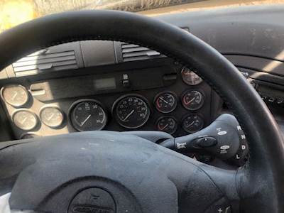 Freightliner Cascadia 125 Instrument Panel Cluster