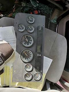 Freightliner Cascadia 132 Instrument Panel Cluster