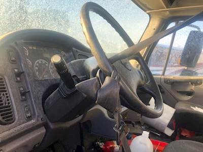 Freightliner M2 106 Instrument Panel Cluster