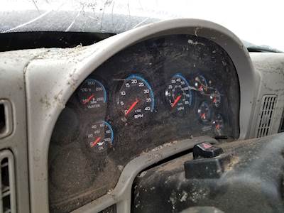 International 7400 Instrument Panel Cluster