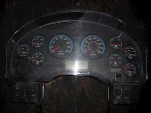 International 8600 Instrument Panel Cluster