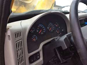 International DuraStar 4300 Instrument Panel Cluster