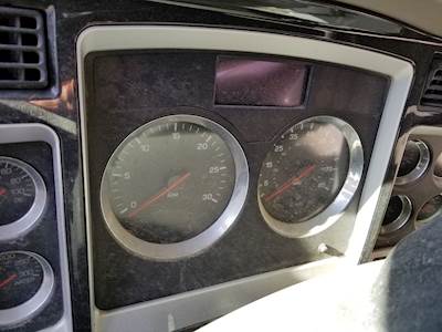Kenworth T660 Instrument Panel Cluster