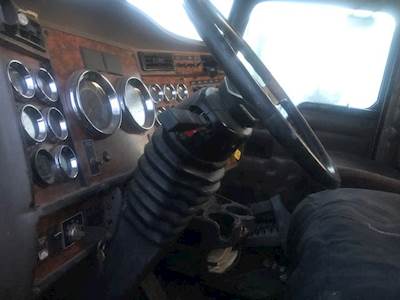 Kenworth T800 Instrument Panel Cluster