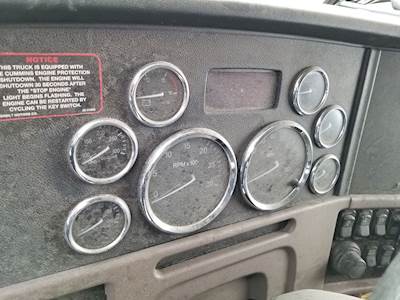 Peterbilt 386 Instrument Panel Cluster