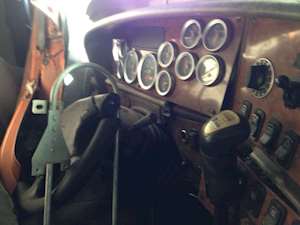 Peterbilt 387 Instrument Panel Cluster