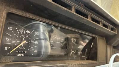 Ford F-700 Instrument Panel Cluster for a 1991 Ford F700