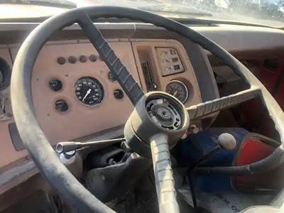 Ford LT8000 Instrument Panel Cluster