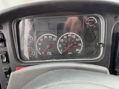 Freightliner B2 Instrument Panel Cluster