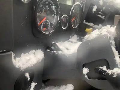 Freightliner Cascadia 113 Instrument Panel Cluster