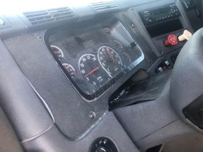 Freightliner Cascadia 125 Instrument Panel Cluster