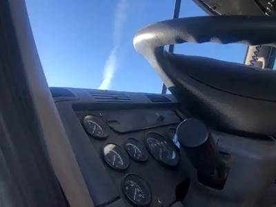 Freightliner Cascadia 125 Instrument Panel Cluster