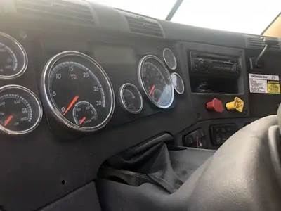 Freightliner Cascadia 125 Instrument Panel Cluster