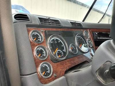 Freightliner Cascadia 125 Instrument Panel Cluster