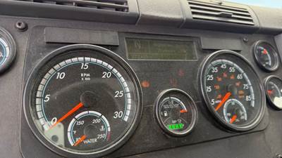 Freightliner Cascadia 125 Instrument Panel Cluster