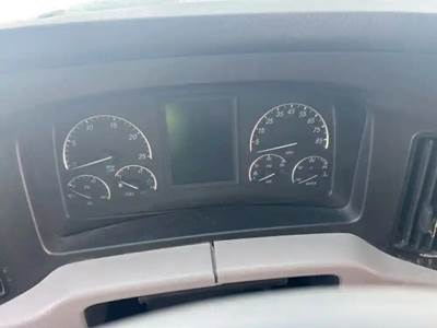 Freightliner Cascadia 126 Instrument Panel Cluster