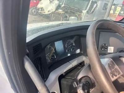 Freightliner Cascadia 126 Instrument Panel Cluster