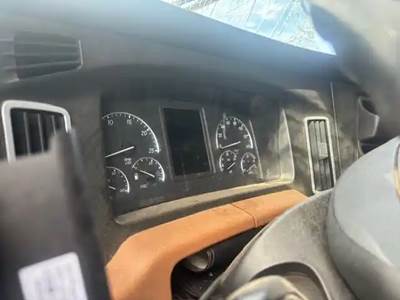 Freightliner Cascadia 126 Instrument Panel Cluster