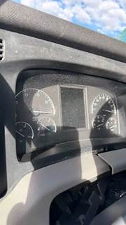 Freightliner Cascadia 126 Instrument Panel Cluster