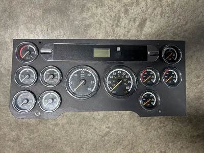 Freightliner Cascadia Instrument Panel Cluster