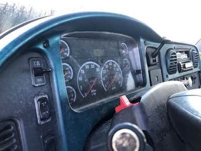 Freightliner M2 106 Instrument Panel Cluster