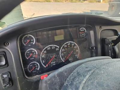 Freightliner M2 106 Instrument Panel Cluster