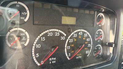 Freightliner M2 106 Instrument Panel Cluster