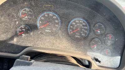 International DuraStar 4400 Instrument Panel Cluster