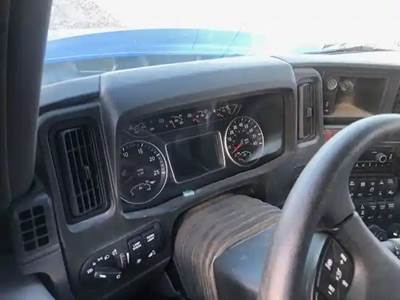 International LT625 Instrument Panel Cluster