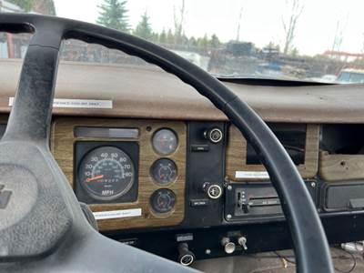 International S1954 Instrument Panel Cluster