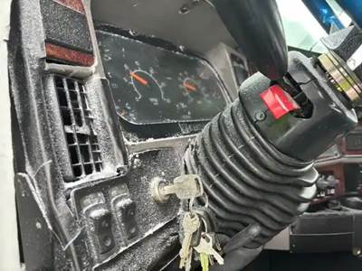 Kenworth T2000 Instrument Panel Cluster