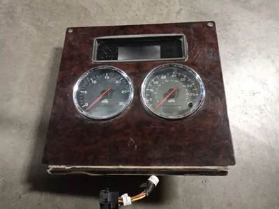 Kenworth T300 Instrument Panel Cluster
