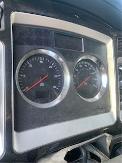 Kenworth T660 Instrument Panel Cluster