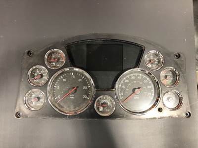 Kenworth T680 Instrument Panel Cluster