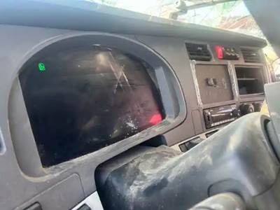 Kenworth T680 Instrument Panel Cluster