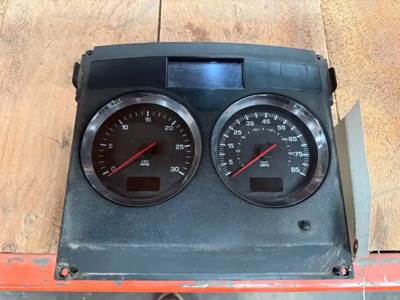 Kenworth T800 Instrument Panel Cluster