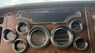 Peterbilt 379 Instrument Panel Cluster