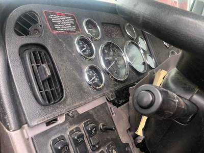 Peterbilt 384 Instrument Panel Cluster